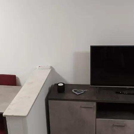 Romane Apartman *